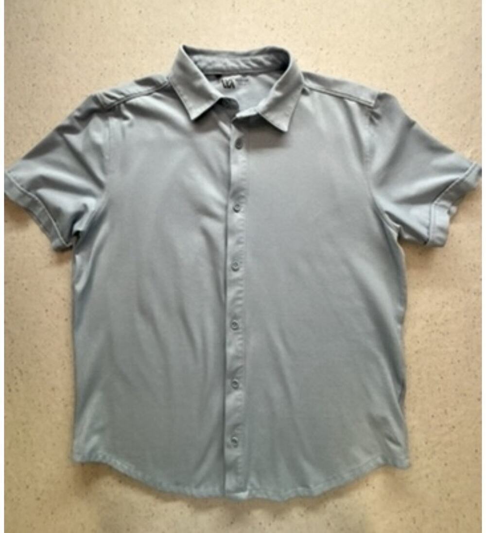 VRST Limitless Short Sleeve Button Up Shirt Mens Medium M Blue Gray